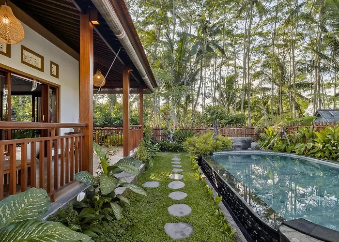 Ratni * Ubud