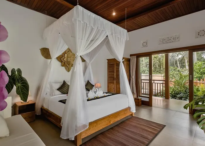Ratni * Ubud