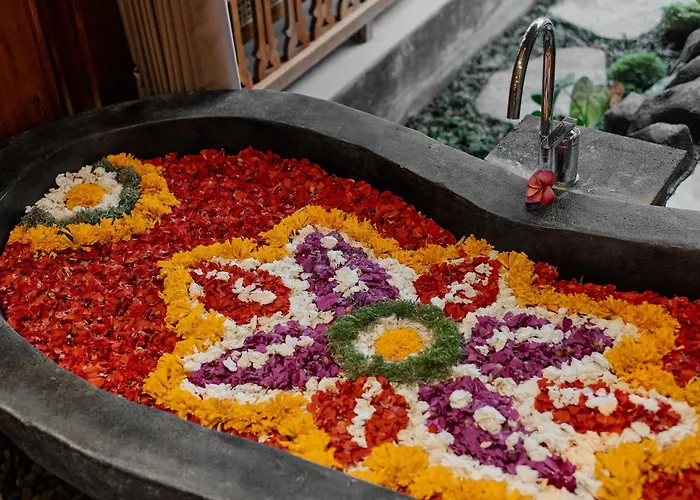 Ratni * Ubud